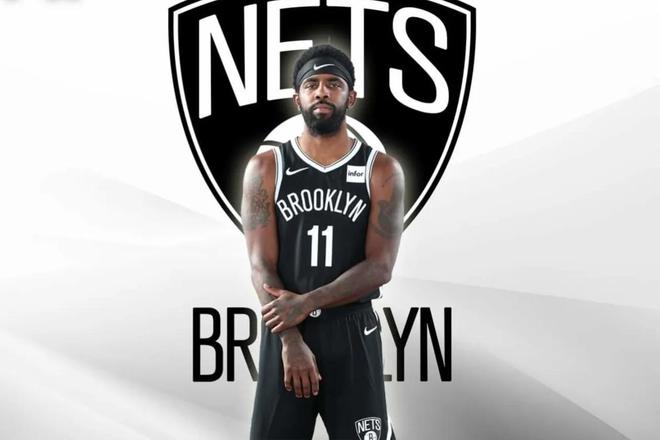 迫使前锋在 迫使前锋在