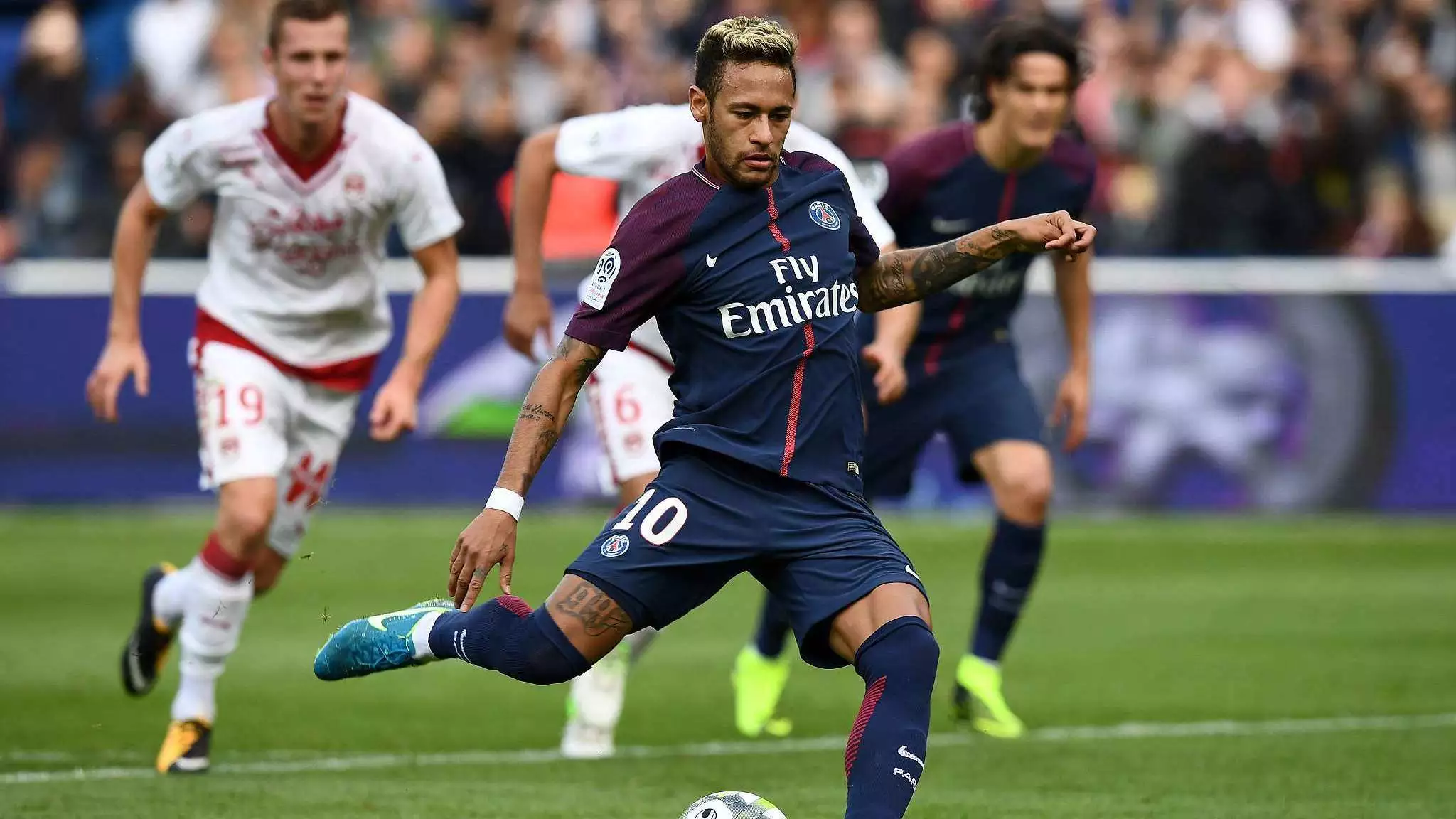 一个低门槛 一个低门槛